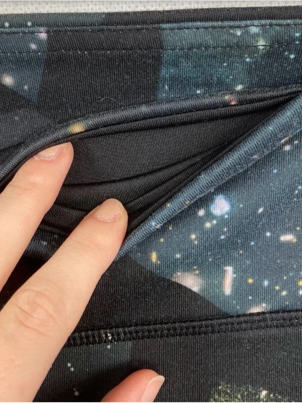 ALO Yoga Women's Vapor Space Galaxy Airbrush Leggings Small